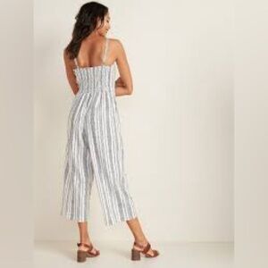 Old Navy Women’s M linen blend white black jumpsuit cropped romper